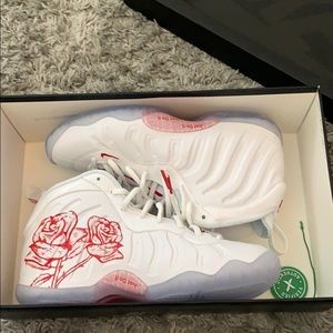 Kids size 5 foamposites